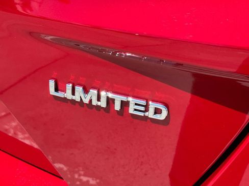 Used 2020 Toyota Prius Prime Limited w/ Carpet Mat Package FWD image 20