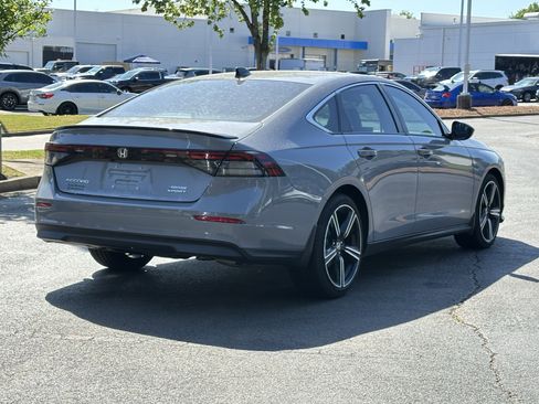 Used 2025 Honda Accord Sport image 13