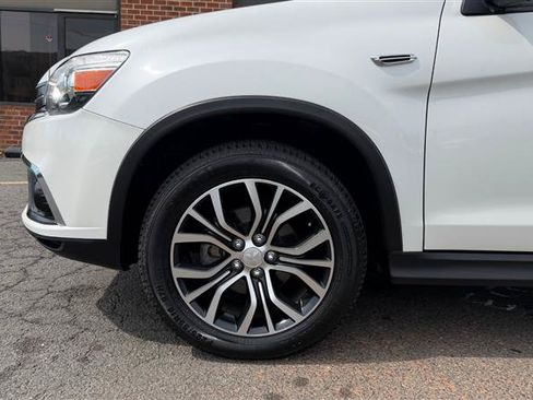 Used 2019 Mitsubishi Outlander Sport ES FWD image 4