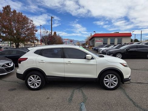 Used 2018 Nissan Rogue Sport SV w/ SV All-Weather Package image 3