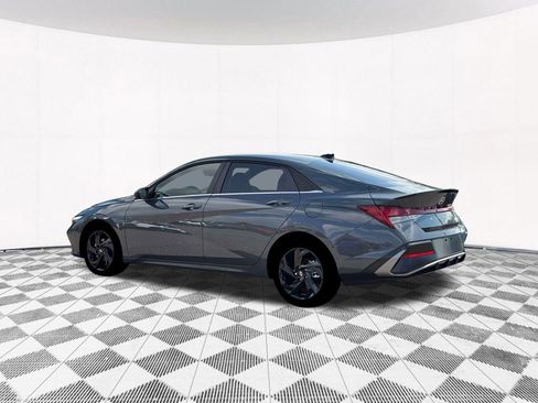 New 2026 Hyundai Elantra SEL Sport Premium FWD image 6