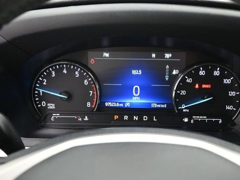 Used 2021 Ford Explorer XLT RWD image 14