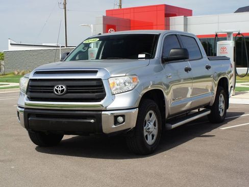 Used 2016 Toyota Tundra SR5 w/ SR5 Upgrade Package RWD image 21