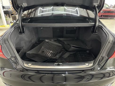 Used 2017 Audi A8 L 3.0T image 8