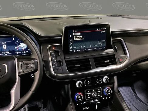 Used 2023 GMC Yukon XL SLT w/ SLT Luxury Package AWD/4WD image 29