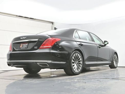 Used 2017 Genesis G90 3.3T Premium image 31