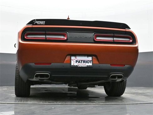 Used 2023 Dodge Challenger SXT w/ Plus Package image 31