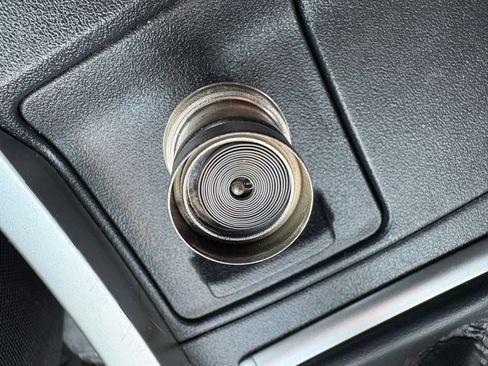 Used 2006 Scion tC Sport Coupe image 30