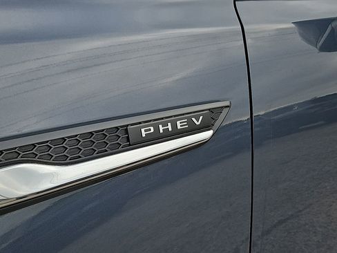 New 2026 MAZDA CX-90 Plug-In Hybrid w/ Premium Plus image 8