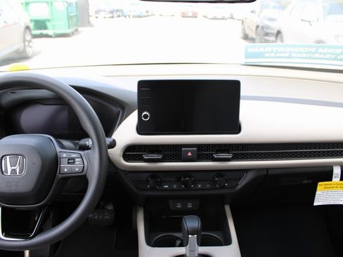 New 2026 Honda HR-V LX image 28