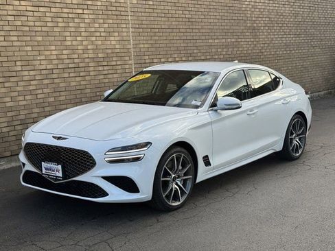 Used 2025 Genesis G70 2.5T AWD/4WD image 29
