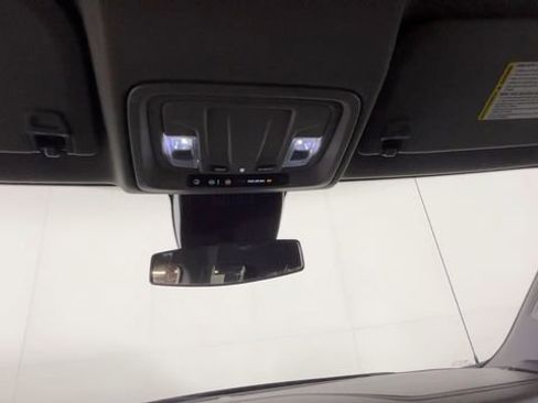 Used 2023 Chevrolet Silverado 1500 LT AWD/4WD image 35