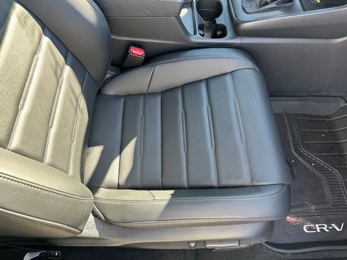 Used 2025 Honda CR-V EX-L image 18