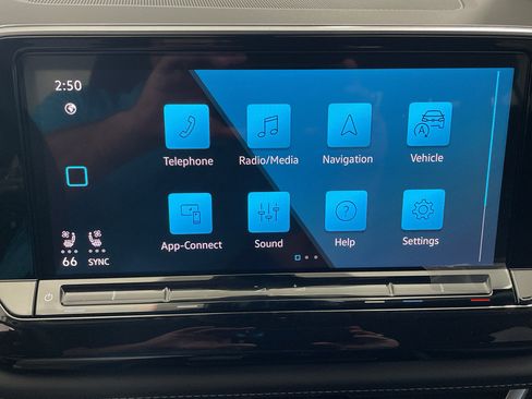 New 2026 Volkswagen Atlas SE image 17