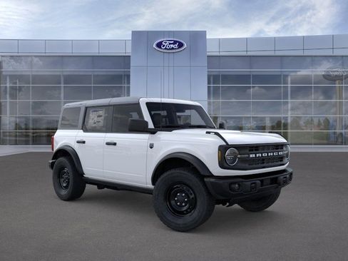 New 2026 Ford Bronco Big Bend w/ Black Diamond Package AWD/4WD image 8