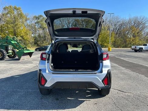 Used 2024 Subaru Crosstrek 2.0i Premium w/ Popular Package #4 image 17