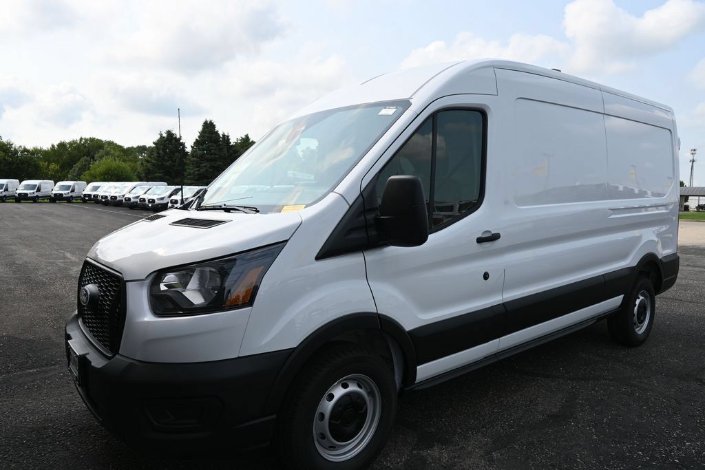 New 2026 Ford Transit 150 148 Medium Roof w/ Load Area Protection Package RWD image 31