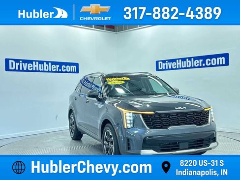 Used 2024 Kia Sorento S FWD image 1