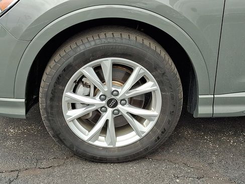 Used 2025 Audi Q3 2.0T Premium image 9