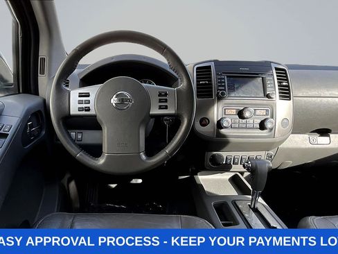 Used 2019 Nissan Frontier SL RWD image 11