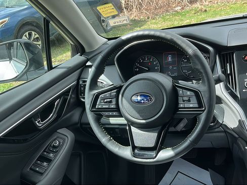 Certified 2025 Subaru Outback Onyx Edition AWD/4WD image 19
