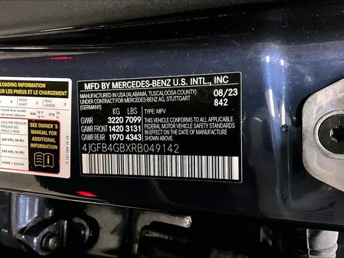 Used 2024 Mercedes-Benz GLE 450e 4MATIC image 34