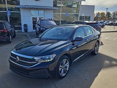 Used 2024 Volkswagen Jetta SE