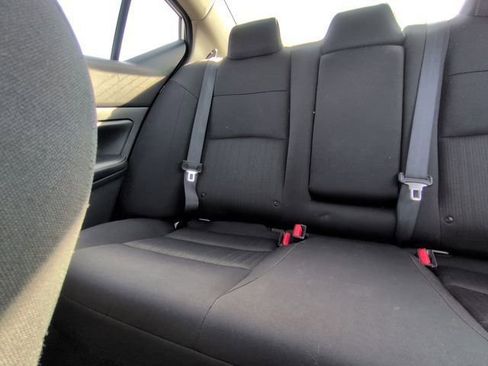 Used 2024 Nissan Altima 2.5 SV image 4