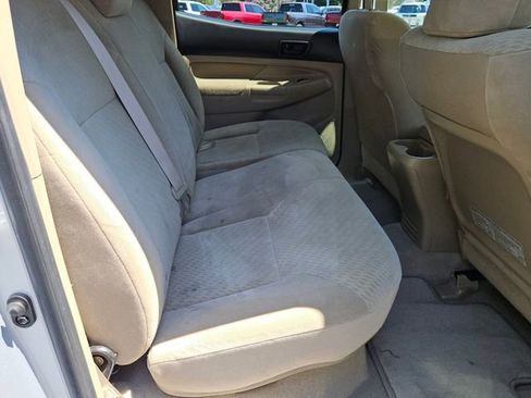 Used 2009 Toyota Tacoma PreRunner RWD image 14