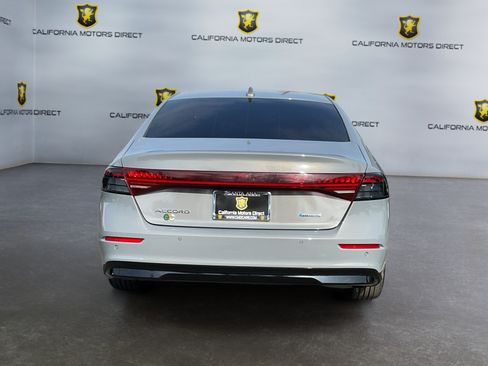 Used 2025 Honda Accord EX-L image 6