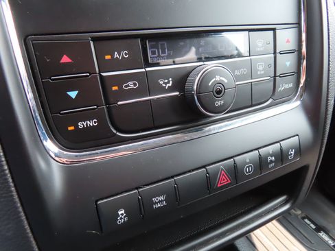 Used 2011 Dodge Durango Crew w/ Entry Nav/Commuter Group AWD/4WD image 22