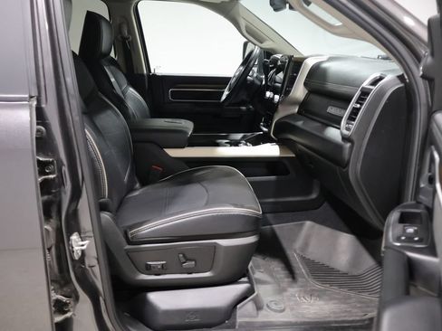 Used 2024 RAM 2500 Laramie AWD/4WD image 24
