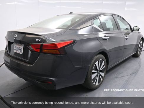 Used 2022 Nissan Altima 2.5 SV image 4