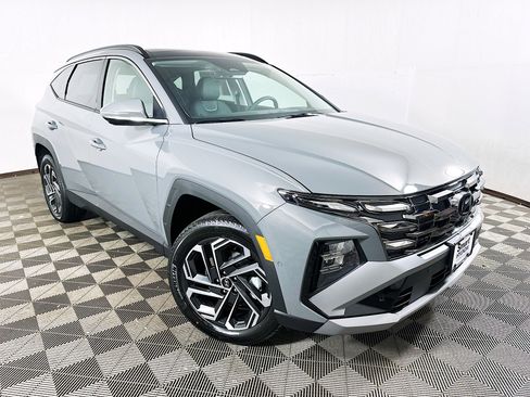 New 2026 Hyundai Tucson Limited AWD/4WD image 1