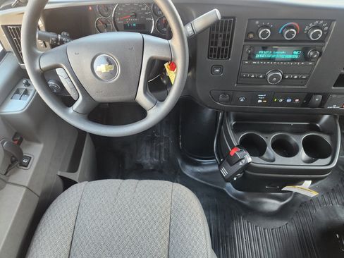 New 2025 Chevrolet Express 3500 w/ Power Convenience Package image 27