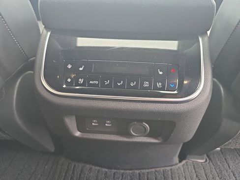 Used 2025 INFINITI QX80 Sensory w/ Exterior Package AWD/4WD image 21