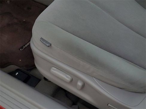 Used 2011 Toyota Camry Hybrid image 12