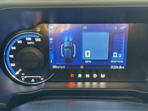 Used 2021 Ford Bronco Black Diamond w/ Sasquatch Package image 16