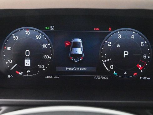 Used 2023 Land Rover Defender 110 X-Dynamic SE image 16