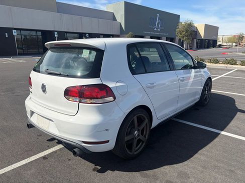 Used 2010 Volkswagen GTI 4-Door image 5