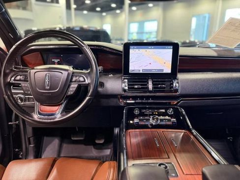 Used 2021 Lincoln Navigator L Reserve RWD image 39