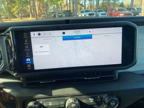 New 2026 Jeep Gladiator Sport image 32