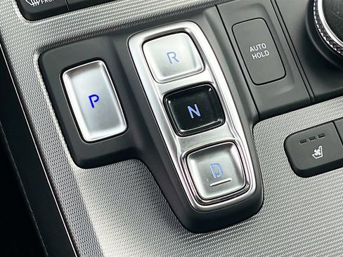 Used 2025 Hyundai Palisade Calligraphy FWD image 17