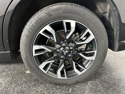 Used 2018 Mitsubishi Outlander SEL AWD/4WD image 10