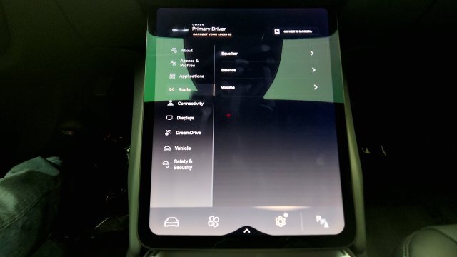 Used 2024 Lucid Air Pure RWD image 65
