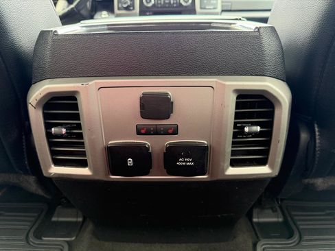 Used 2018 Ford F250 Lariat w/ Lariat Ultimate Package AWD/4WD image 24