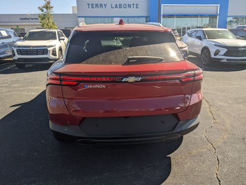 New 2026 Chevrolet Equinox EV LT image 7