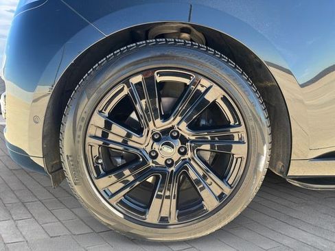 Certified 2023 Land Rover Range Rover SE AWD/4WD image 9