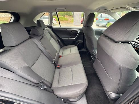 Used 2024 Toyota RAV4 XLE image 35