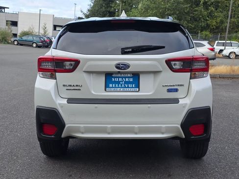 Certified 2023 Subaru Crosstrek Hybrid w/ Moonroof Package w/Navigation AWD/4WD image 5